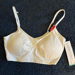 Juniors L/XL White cami/bra with removable padding